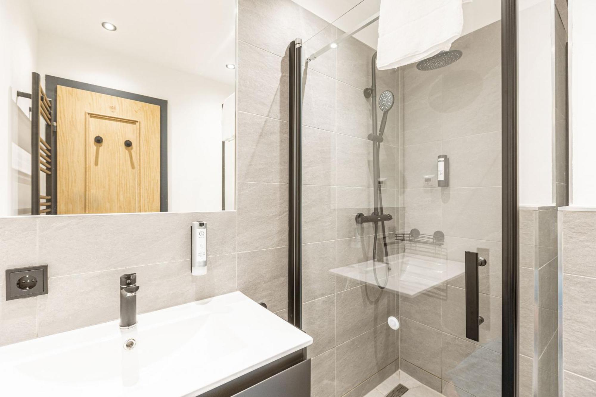 Two-Bedroom Suite with IR-Sauna